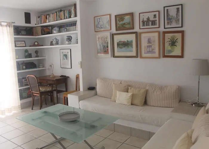 Bajamar 23 Area Apartment